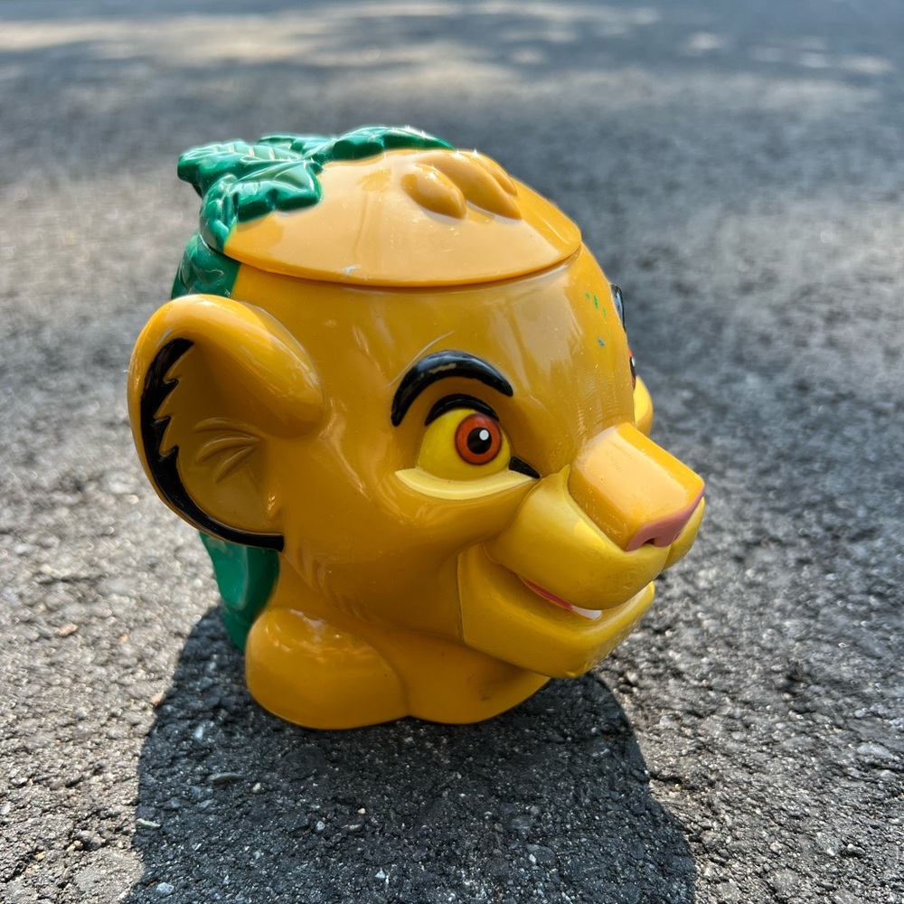 Disney on Ice collector mug Simba